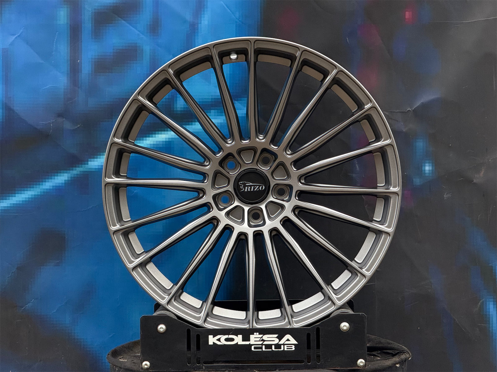 Комплект Rizo RS5 9,5j-20 5*120 et38 d72,6 и 8,5j-20 5*120 d72,6 MG
