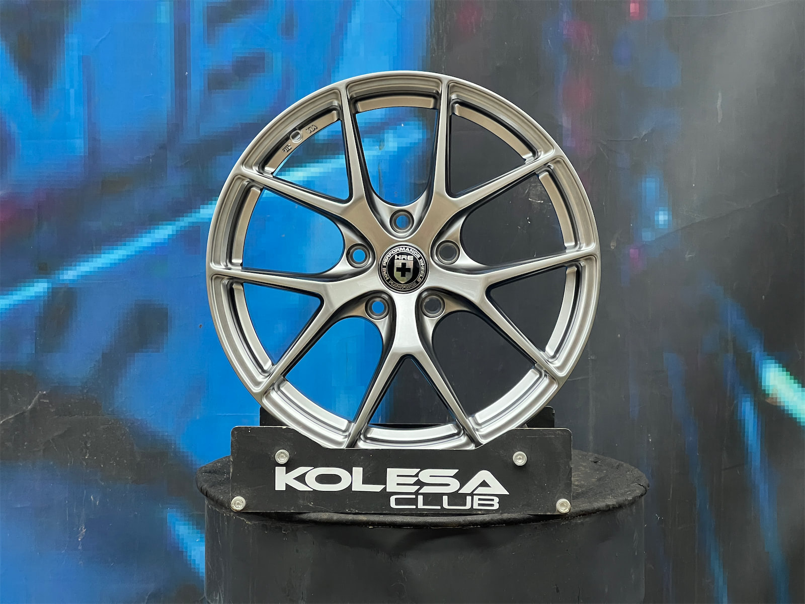 Комплект (4 шт) HRE Design P101 7,5j-17 5*114,3 ET35 d73,1 HB