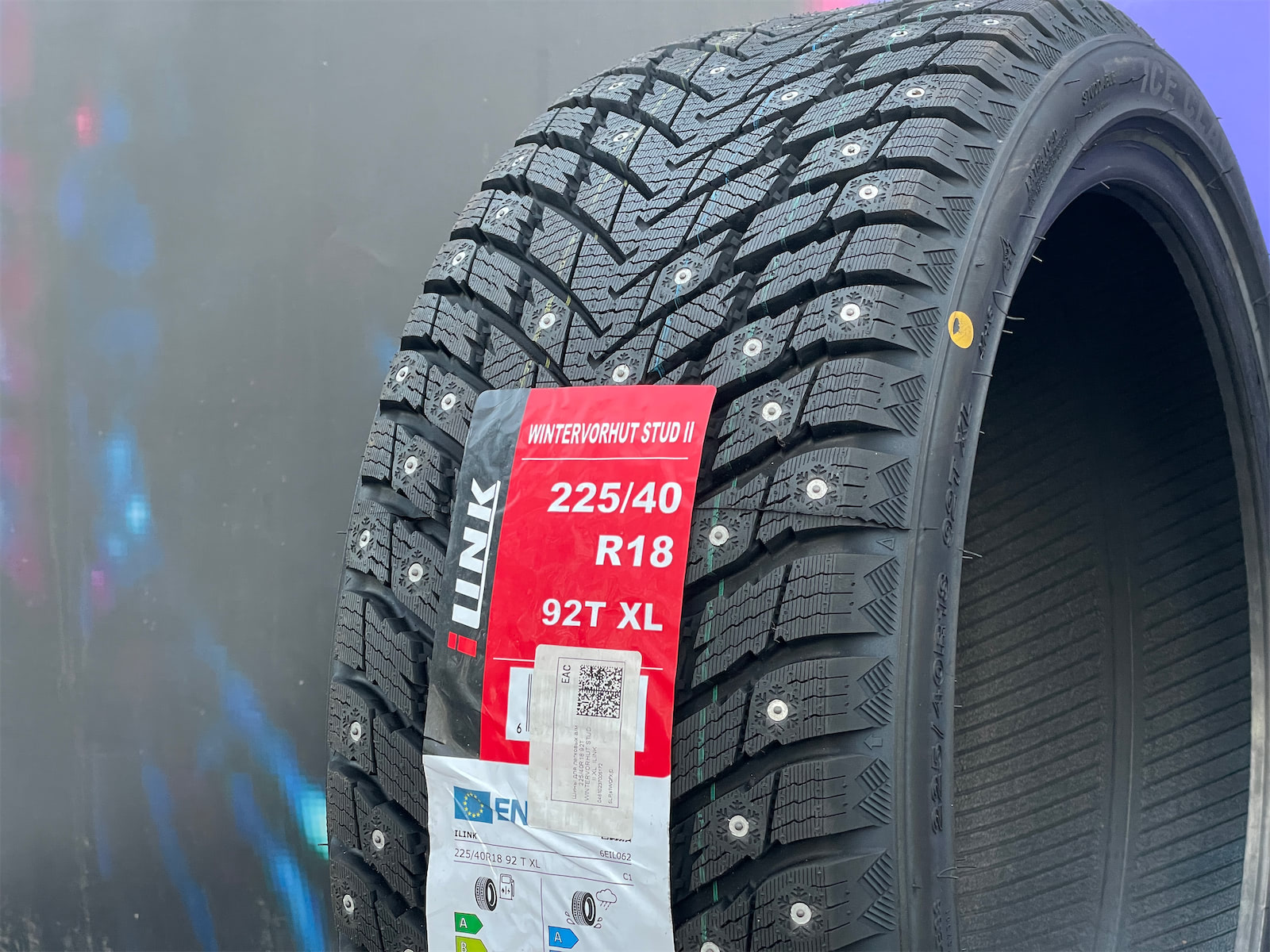 Комплект (4 шт) iLink Wintervorhut Stud II 225/40 R18 92T