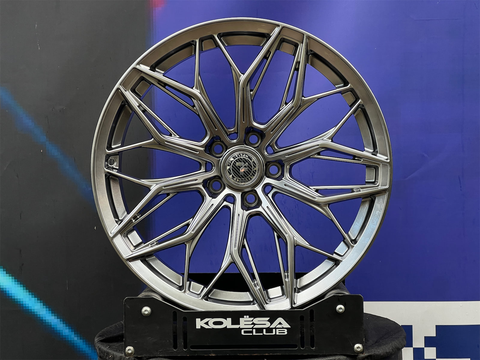 Комплект (4 шт) Titan Forged FA796 9j-20 5*112 ET35 d66,6 HB