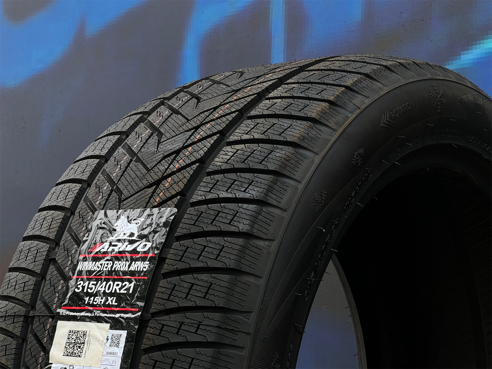 Комплект (4 шт) Arivo Winmaster ProX ARW5 315/40 R21 115H