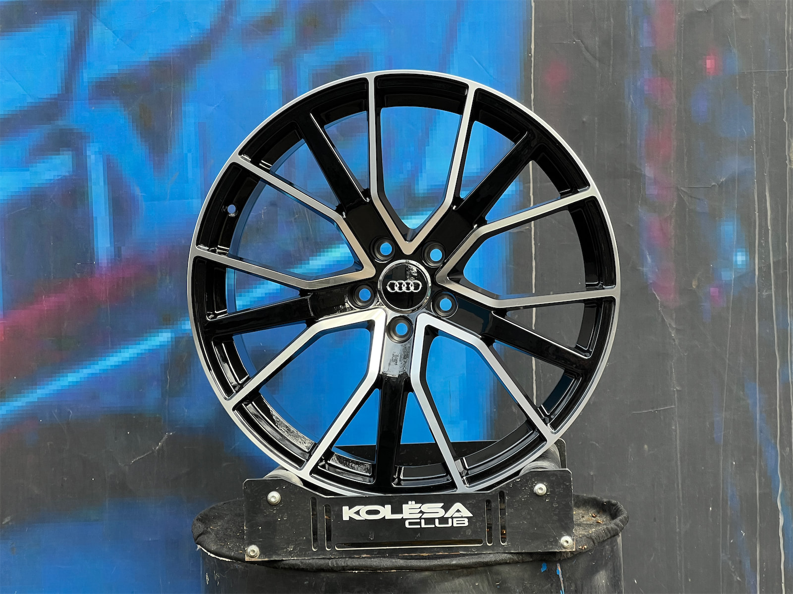 Комплект (4 шт) BW Wheels FA762 9j-20 5*112 ET30 d66,6 GBF