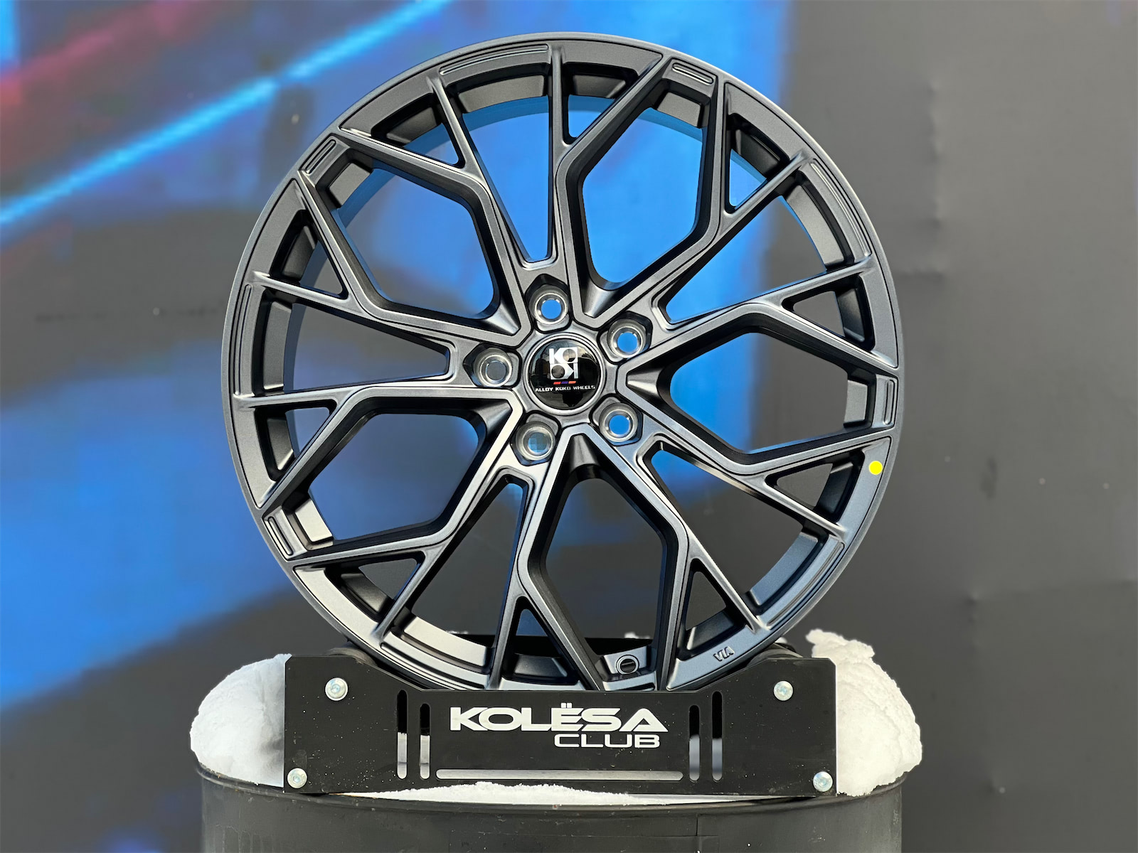 Комплект KoKo Design SL558 9,5j-19 5*112 et40 d66,6 и 8,5j-19 5*112 d66,6 MGM