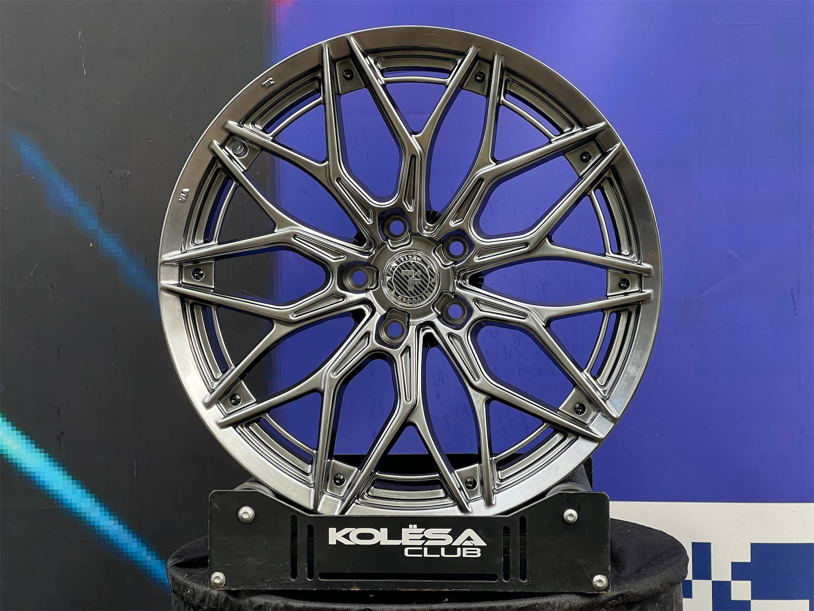 Комплект (4 шт) Titan Forged FA797 9j-20 5*114,3 ET35 d73,1 HB