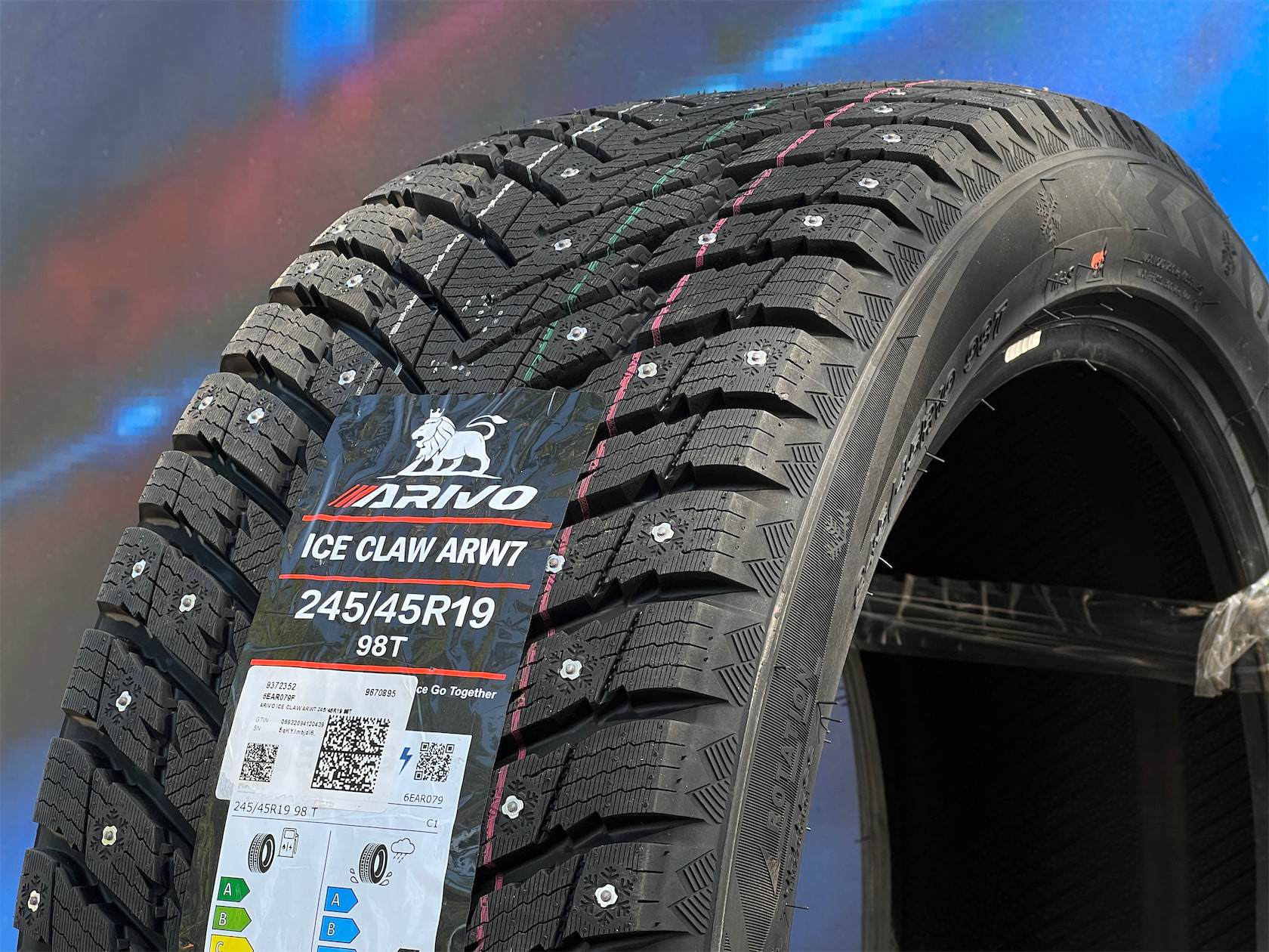 Arivo Ice Claw ARW7 245/45 R19 98T