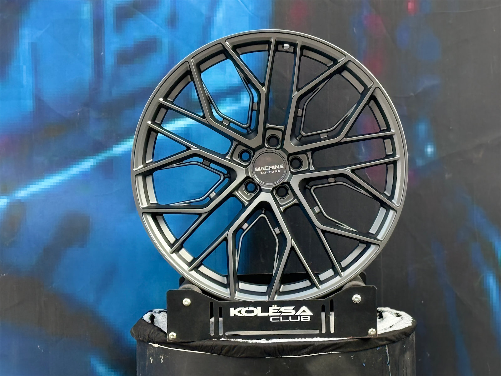 Комплект (4 шт) Haxer Design HX015F 9j-20 5*108 ET30 d73,1 MG