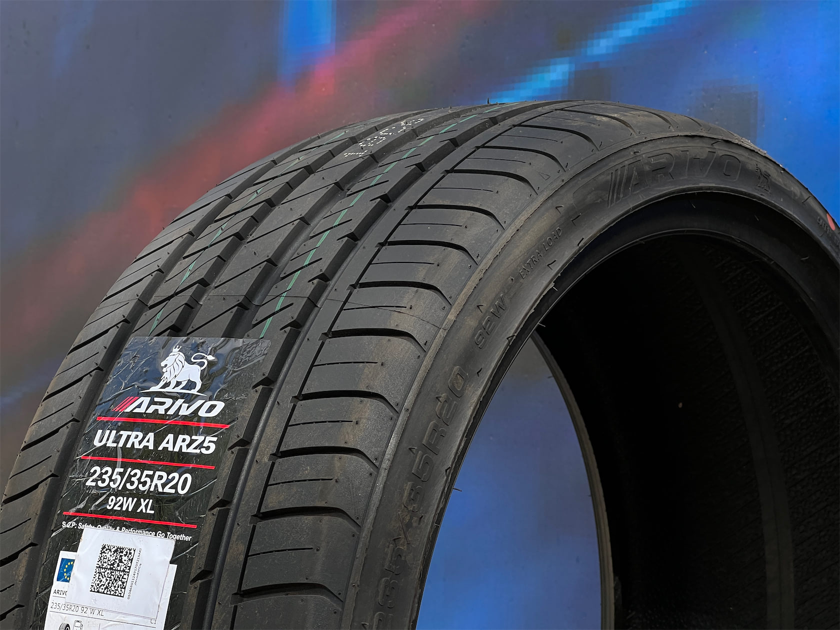 Arivo Ultra ARZ5 235/35 R20 92W