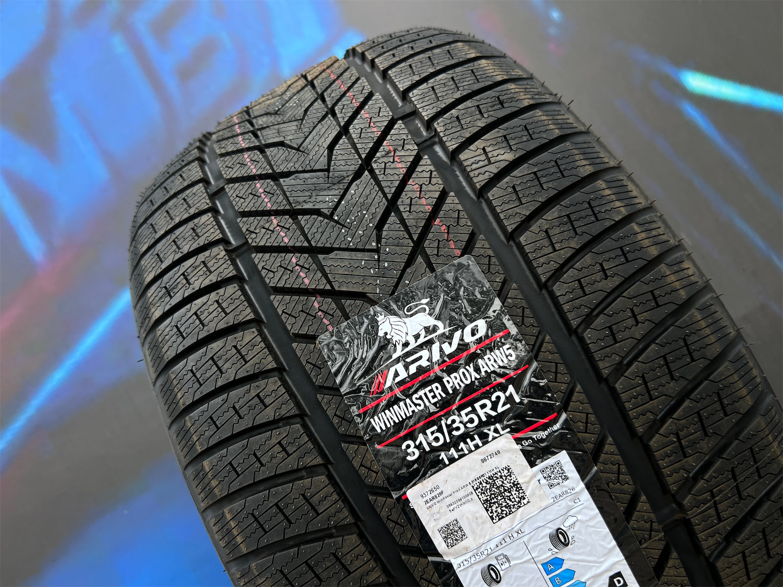 Комплект (4 шт) Arivo Winmaster ProX ARW5 315/35 R21 111H