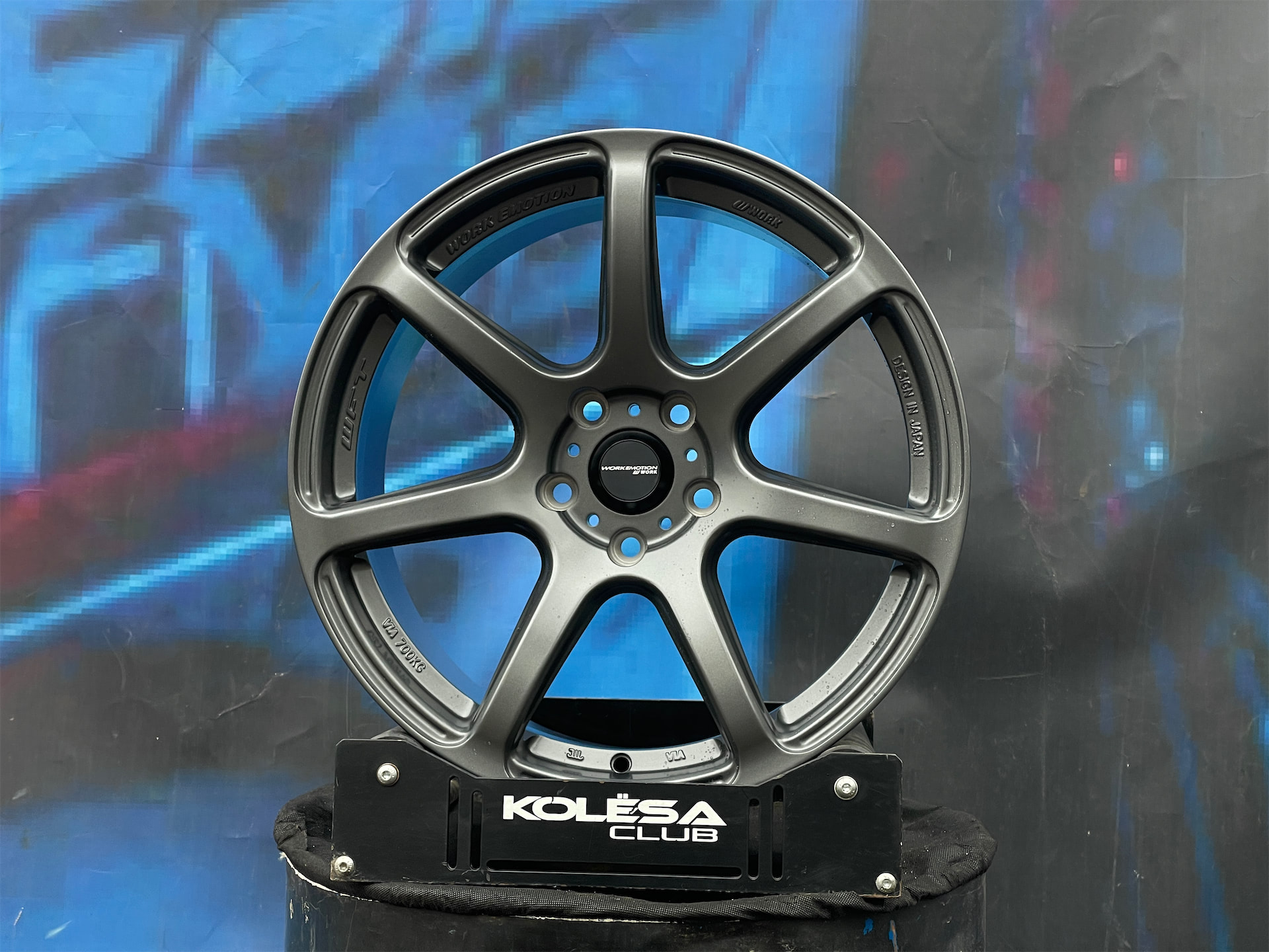 Комплект (4 шт) Work Design T7R 8j-17 5*114,3 ET35 d73,1 MG