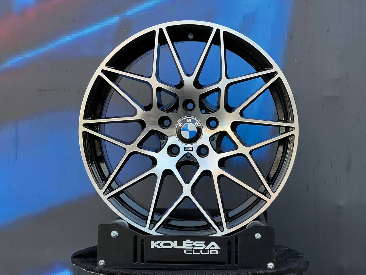 Комплект 2W Wheels 666M 9,5j-19 5*120 et40 d72,6 и 8,5j-19 5*120 d72,6 GBF