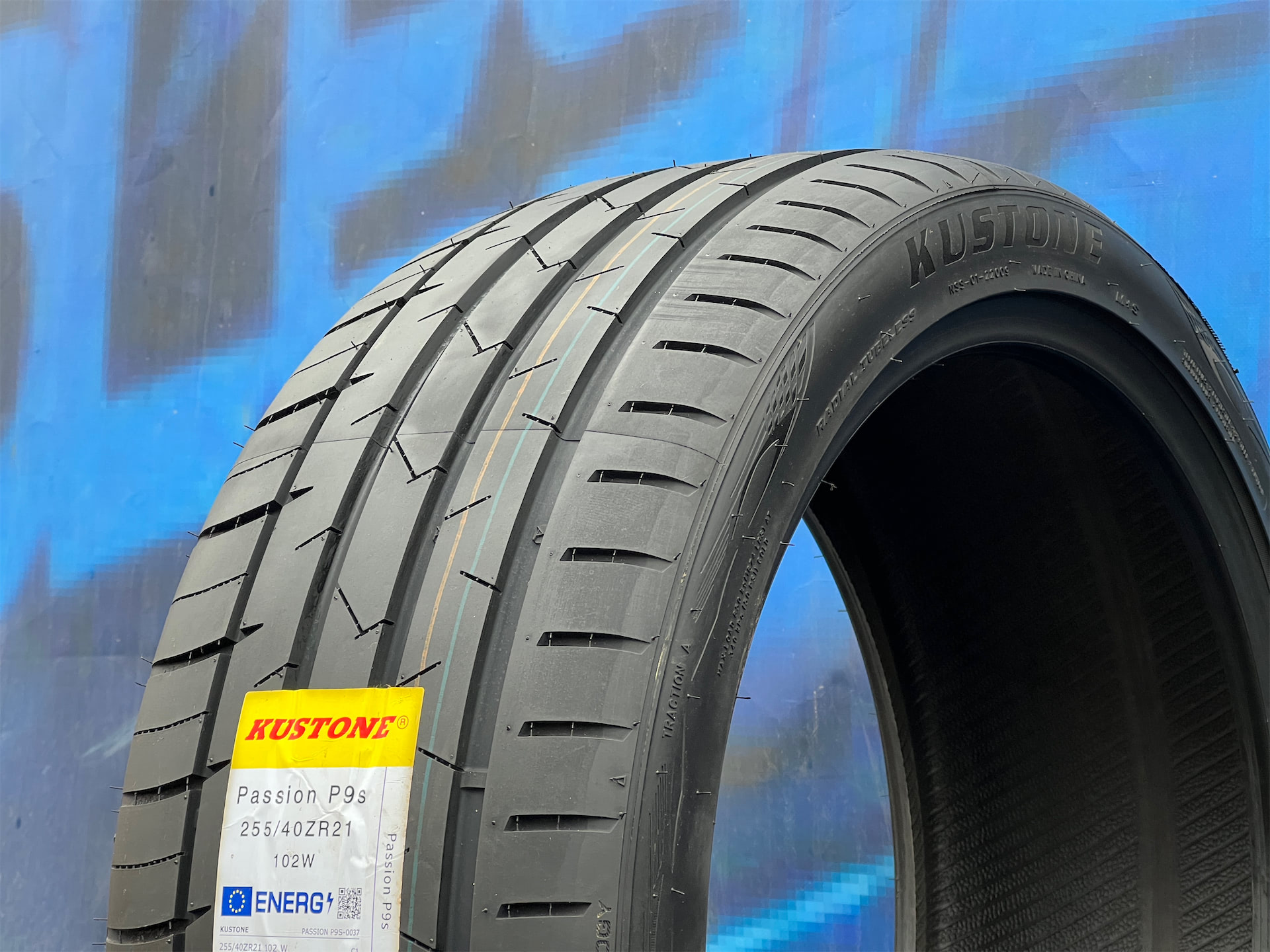 Комплект (4 шт) Kustone Passion P9S 255/40 R21 102W