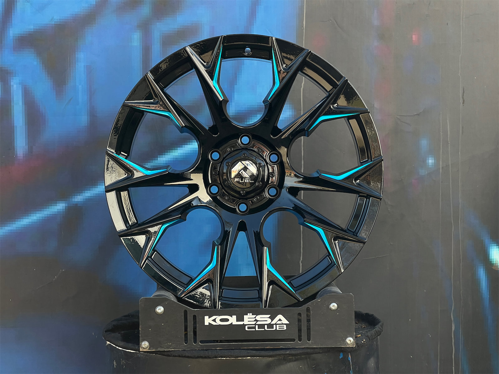Комплект (4 шт) Titan Forged FA326 10j-20 6*139,7 ET-10 d110,1 B+M+U