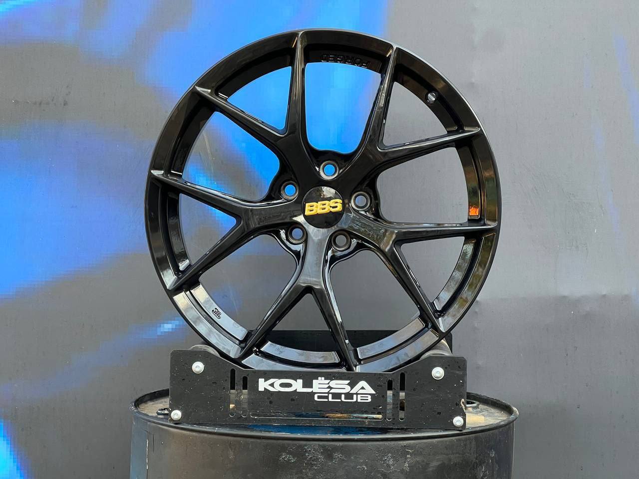 Комплект BBS Design FI-R 8,5j-19 5*120 et35 d72,6 и 9,5j-19 5*120 d72,6 GB