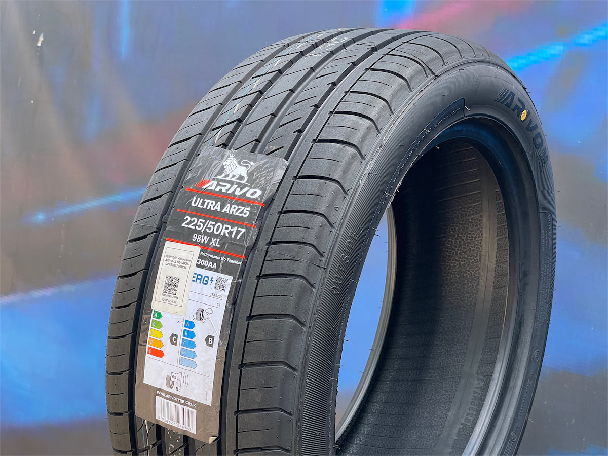 Arivo Ultra ARZ4 225/50 R17 98W