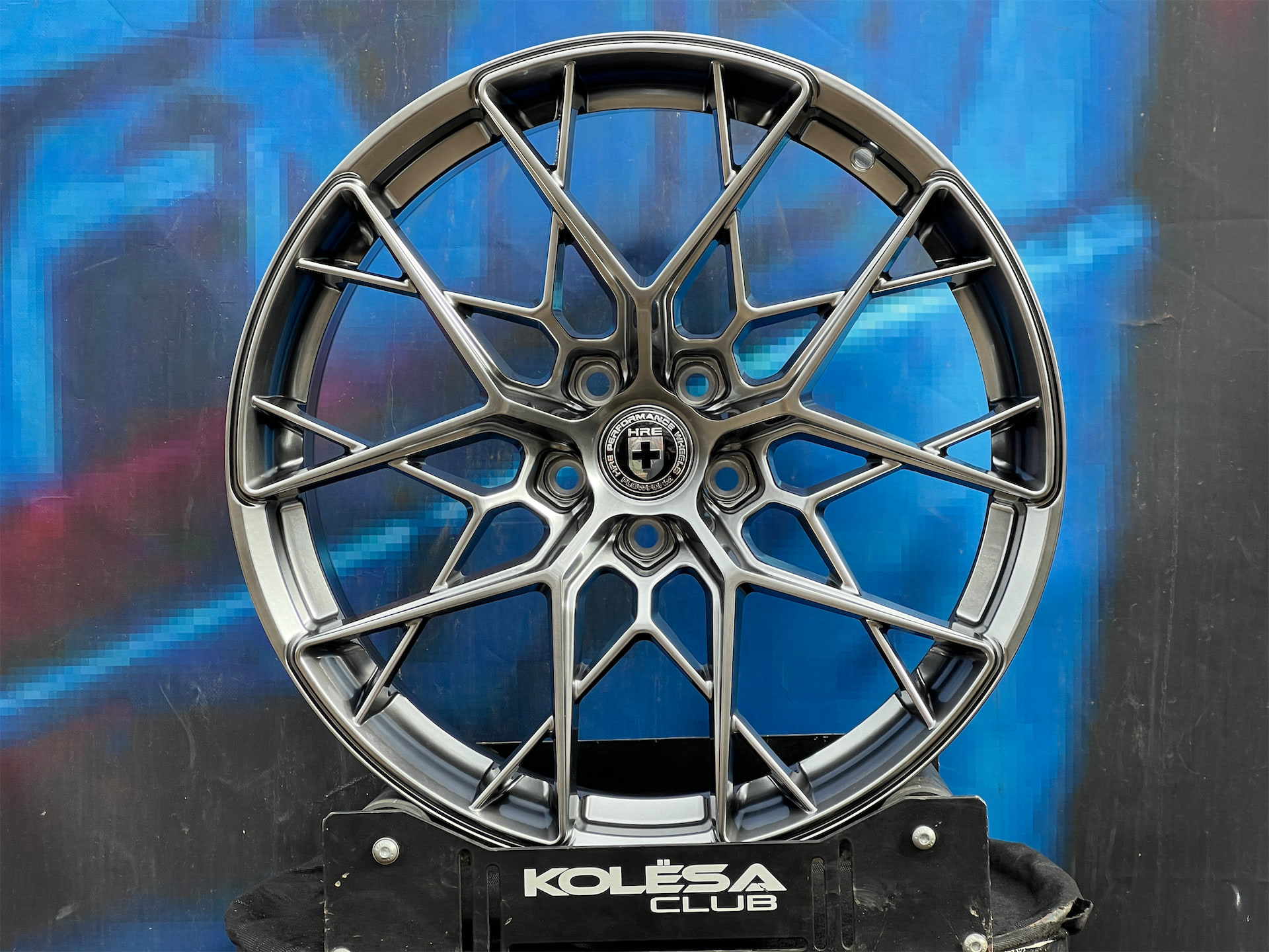 HRE Design FF10 7,5j-17 5*112 ET38 d66,6 HB