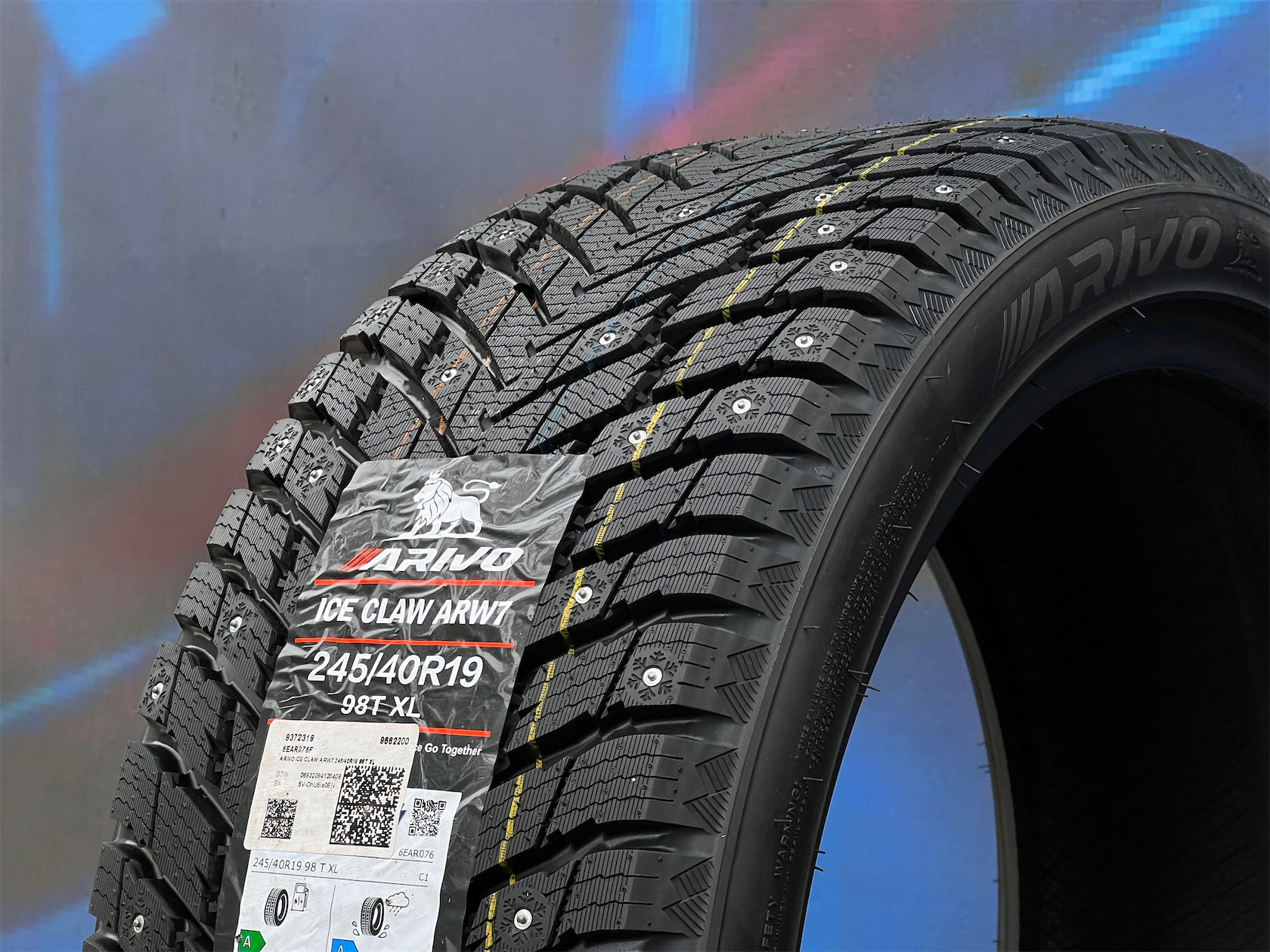 Arivo Ice Claw ARW7 245/40 R19 98T
