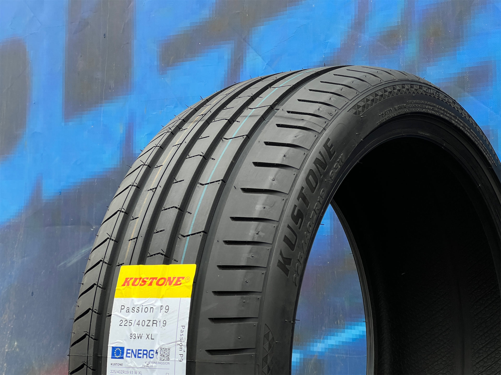 Kustone Passion P9 225/40 R19 93W