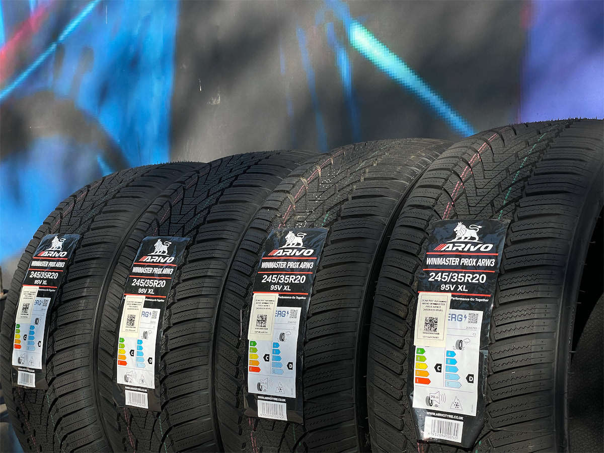 Комплект (4 шт) Arivo Winmaster ProX ARW3 245/35 R20 95V