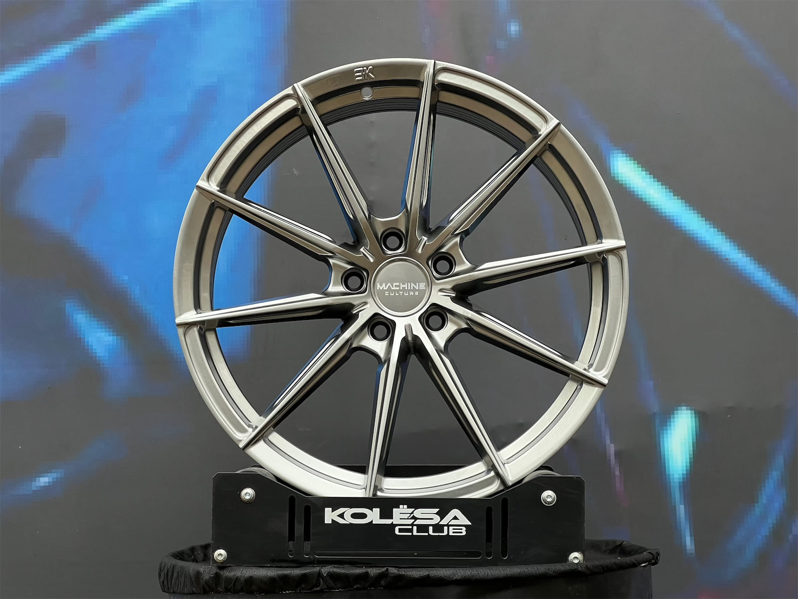 Комплект (4 шт) Vorsteiner Design VFF109 8,5j-19 5*108 ET35 d73,1 HB