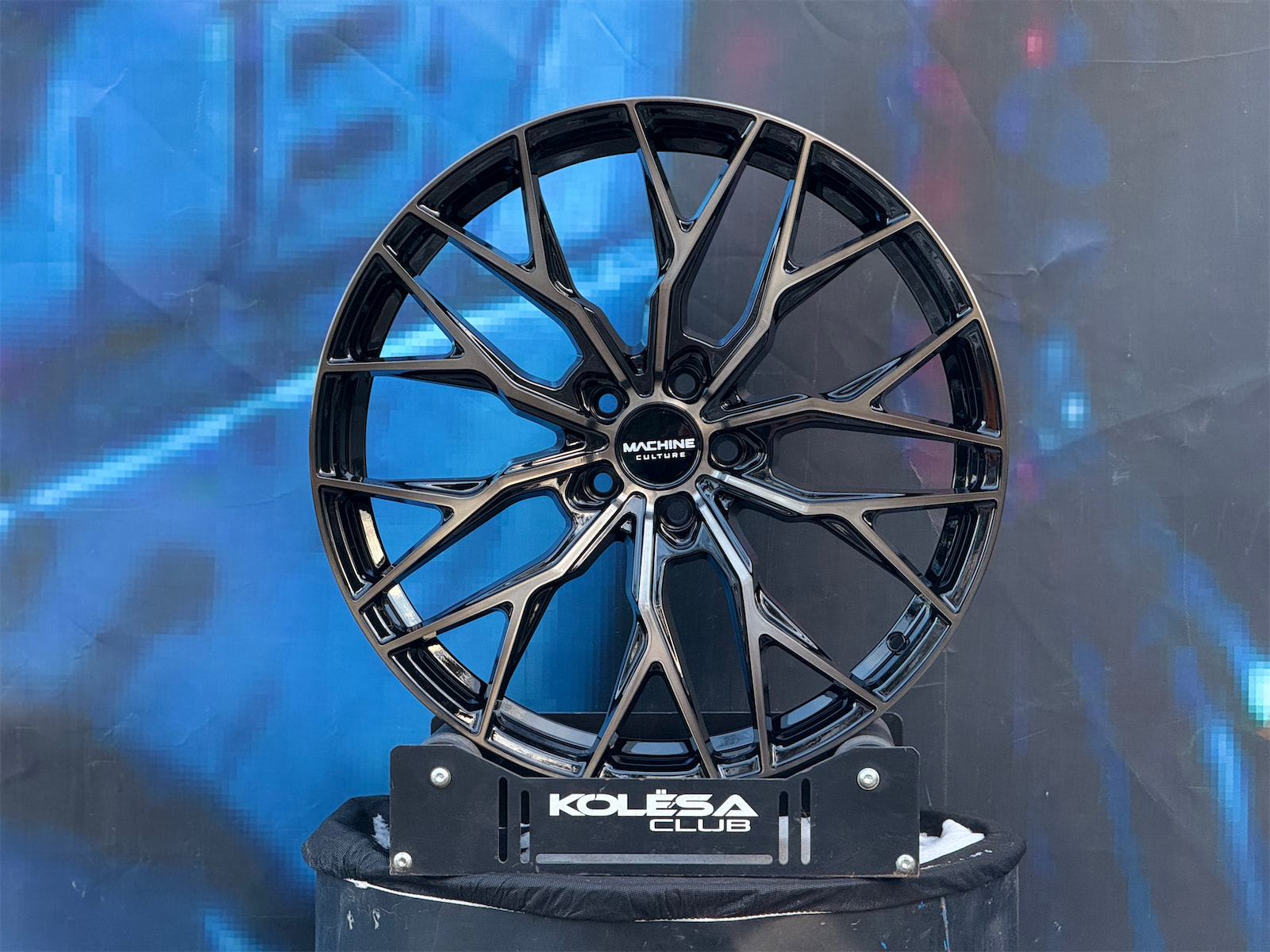 Комплект (4 шт) Z-performance Design ZP7 8,5j-19 5*114,3 ET35 d67,1 GBFL