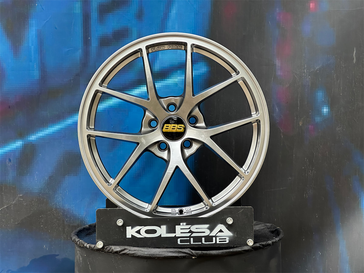 BBS Design RI-D 7,5j-17 5*100 ET40 d73,1 HB