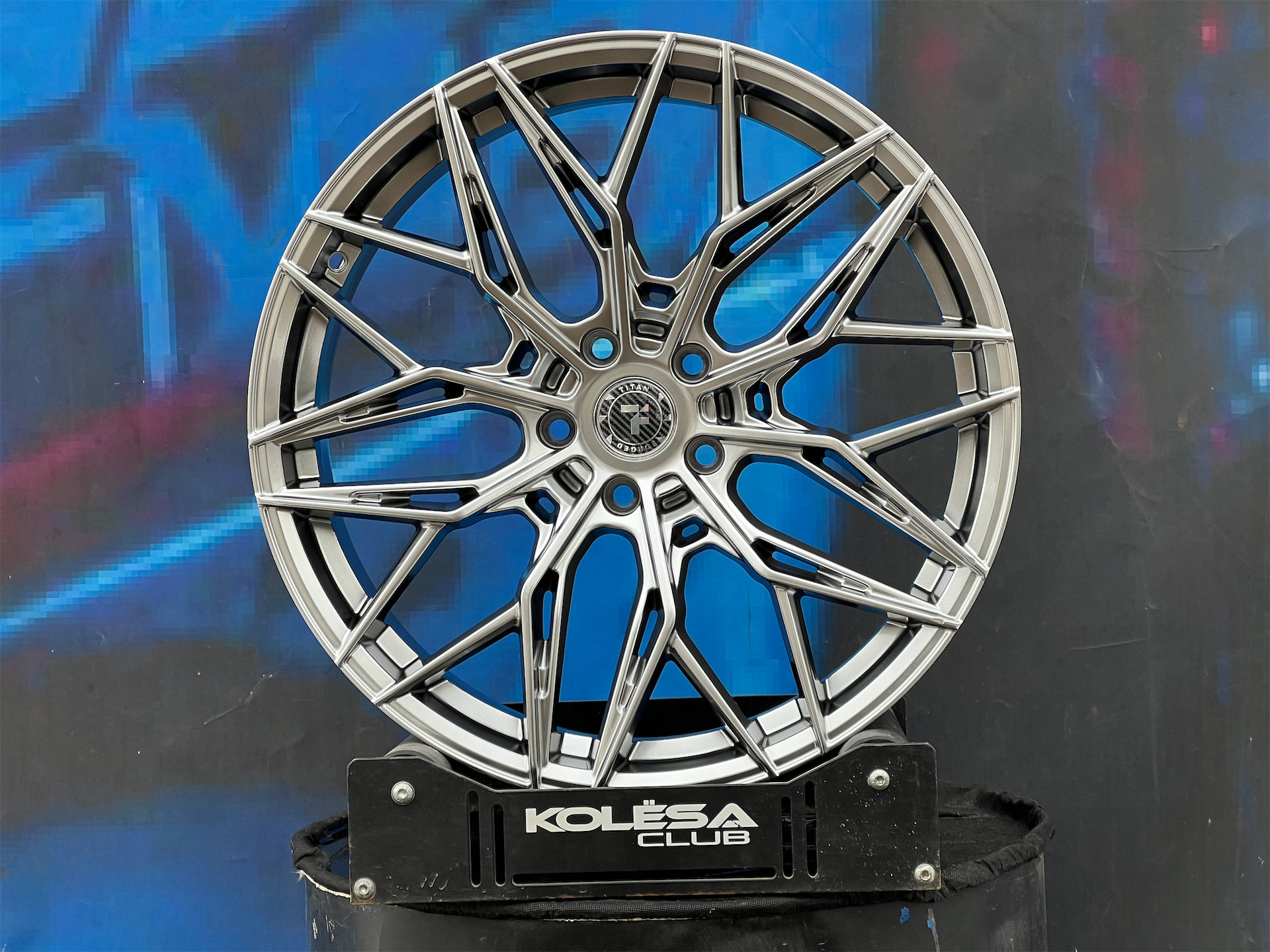 Комплект (4 шт) Titan Forged FA796m 8,5j-20 5*114,3 ET35 d73,1 HB