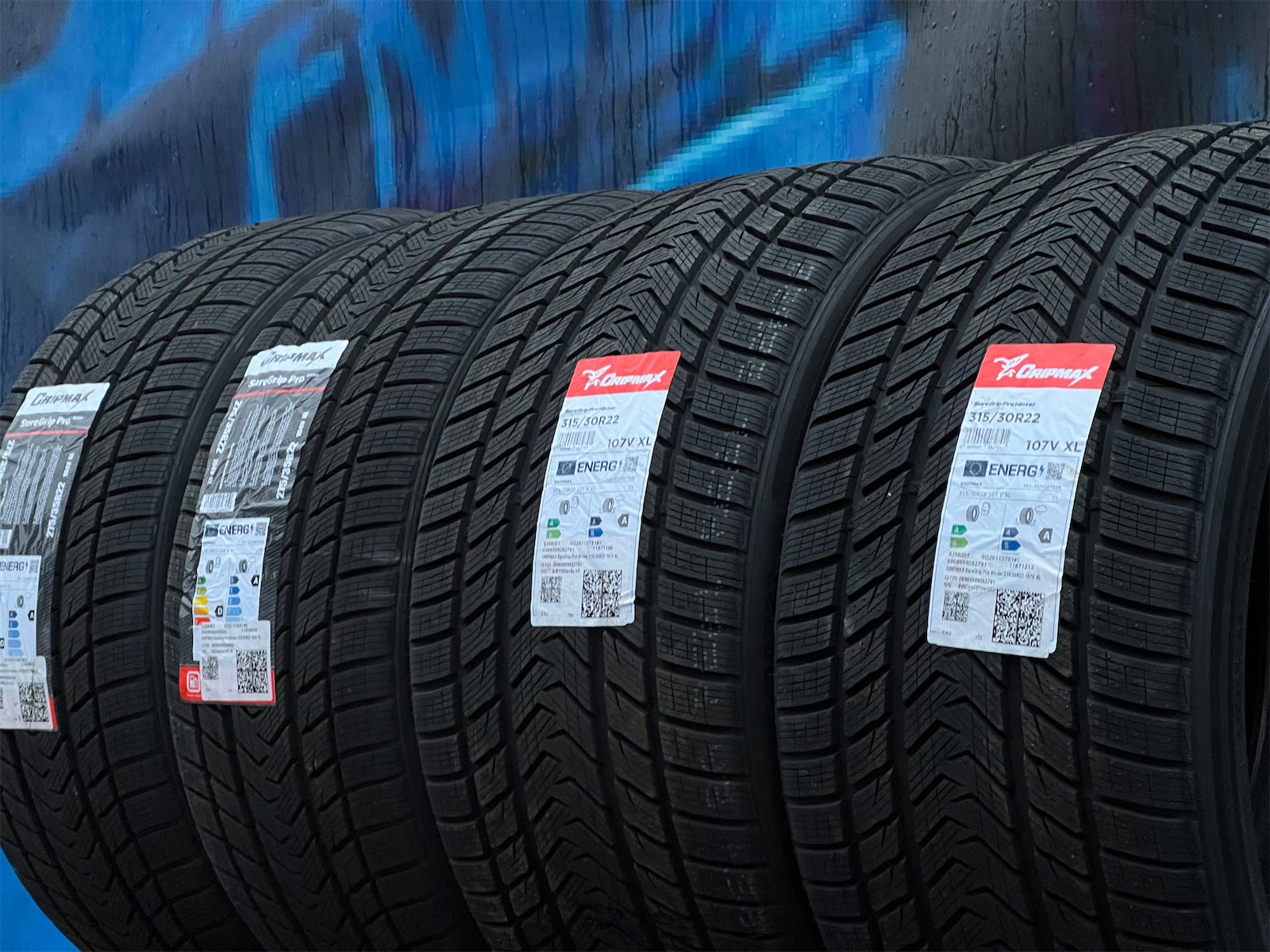 Комплект разноширокий Gripmax SureGrip Pro Winter 315/30 R22 и 275/35 R22