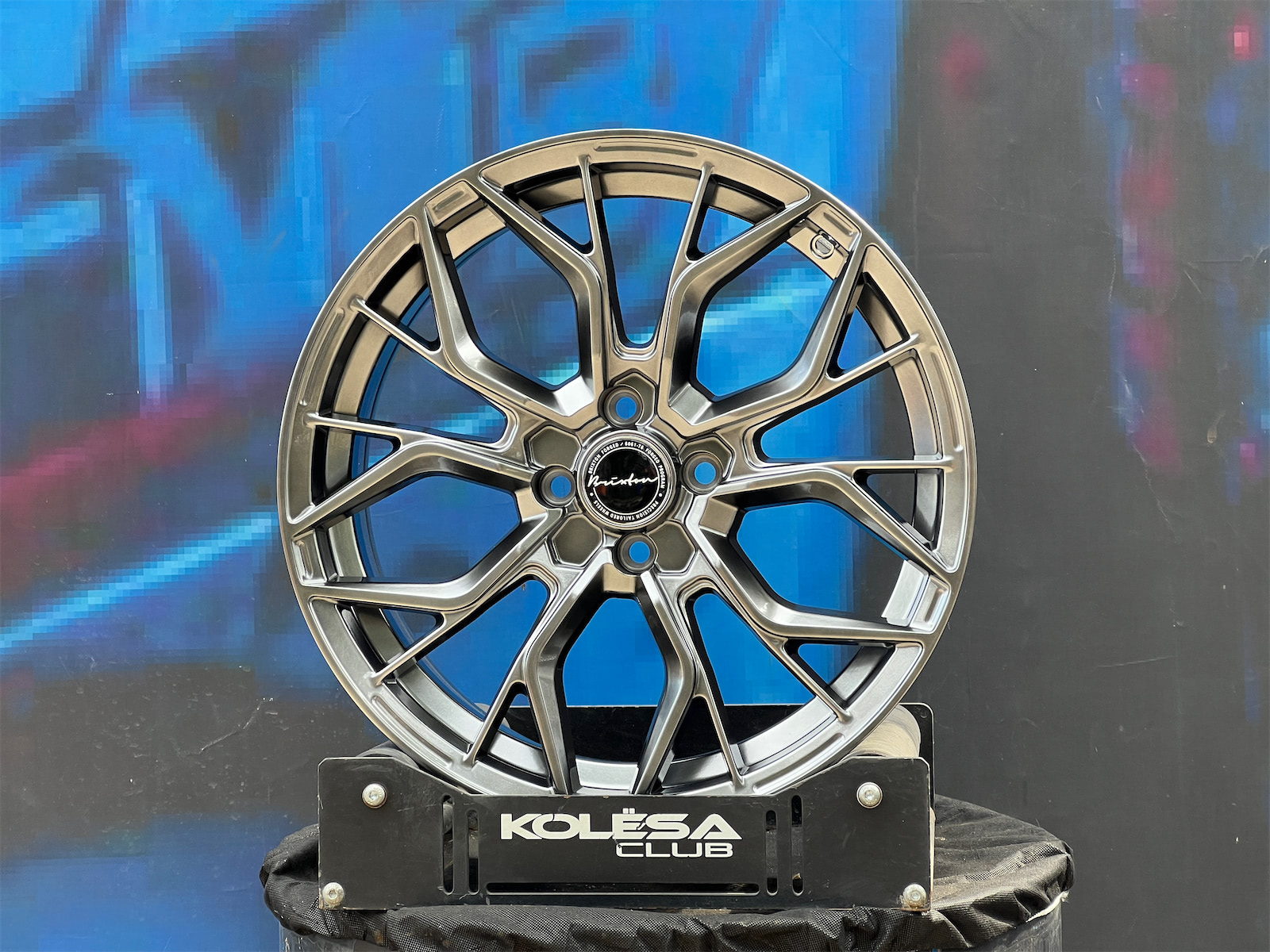 Brixton Design PF10 7,5j-17 4*100 ET35 d73,1 HB