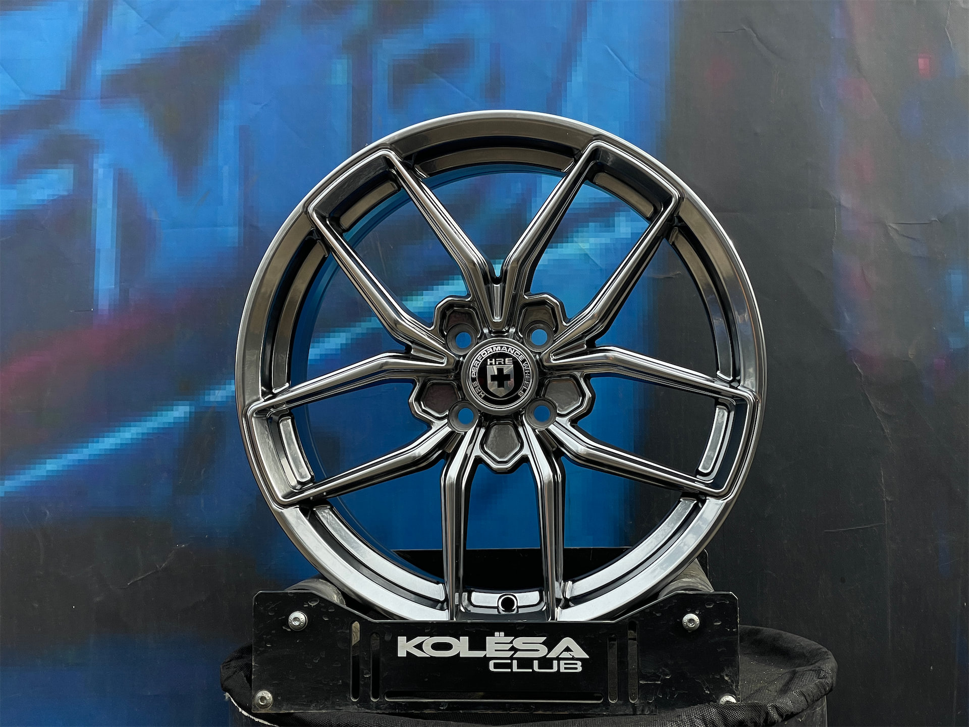 HRE Design FF21 7,5j-17 4*100 ET38 d73,1 HB