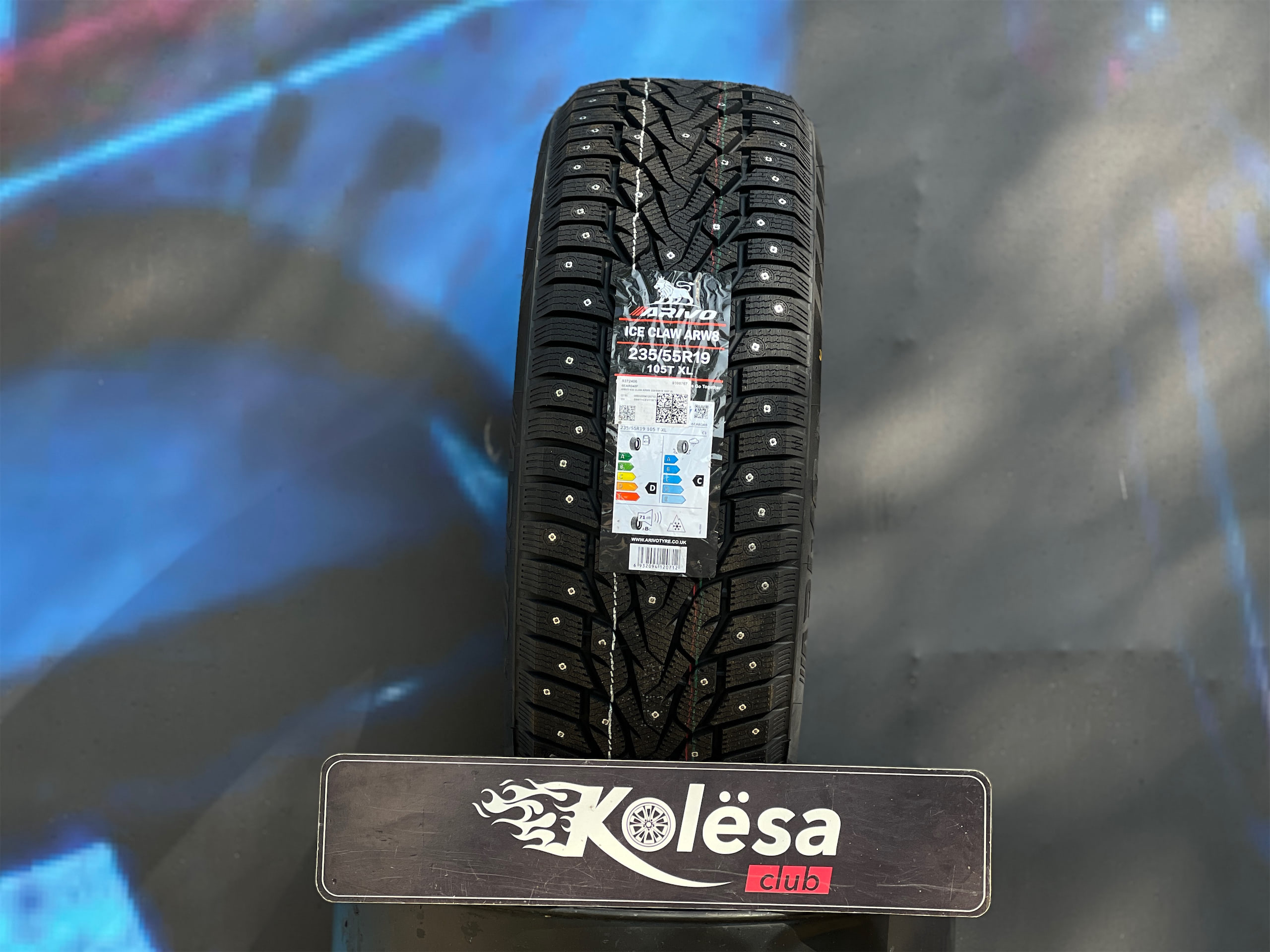 Комплект (4 шт) Arivo Ice Claw ARW8 235/55 R19 105T