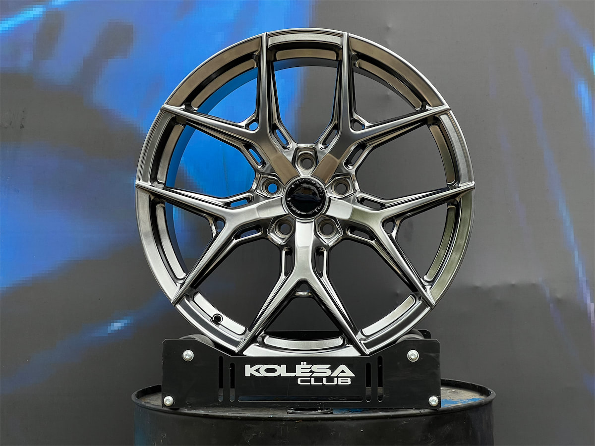 Комплект (4 шт) Vossen Design HF5 8,5j-19 5*108 ET35 d73,1 HB