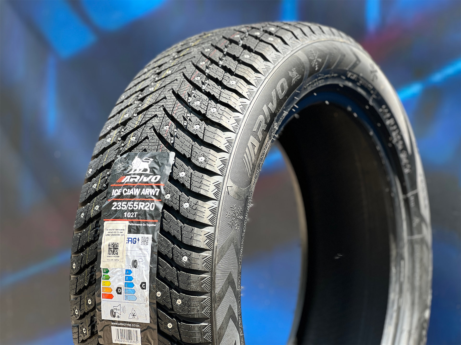 Комплект (4 шт) Arivo Ice Claw ARW7 235/55 R20 102T