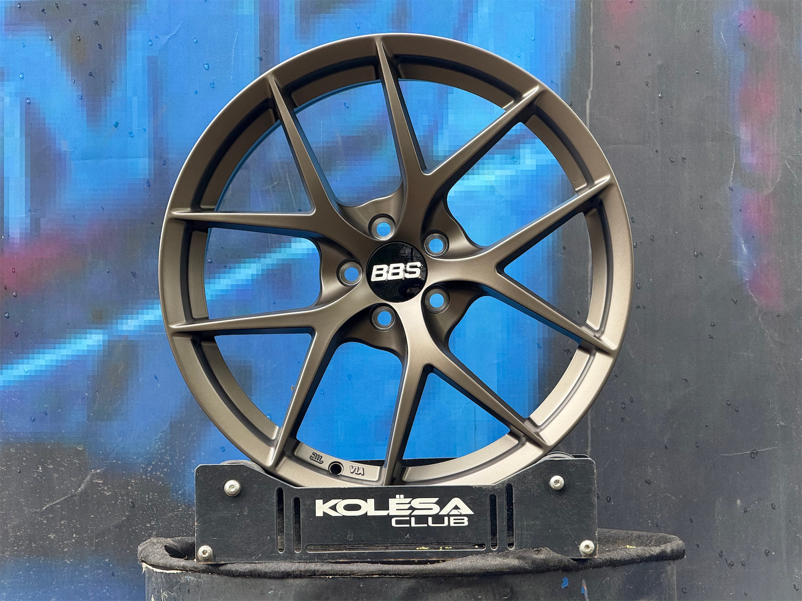 BBS Design CI-R 7,5j-17 5*100 ET40 d73,1 MBr