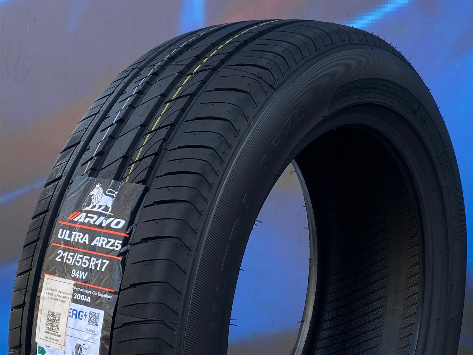 Arivo Ultra ARZ5 215/55 R17 94W