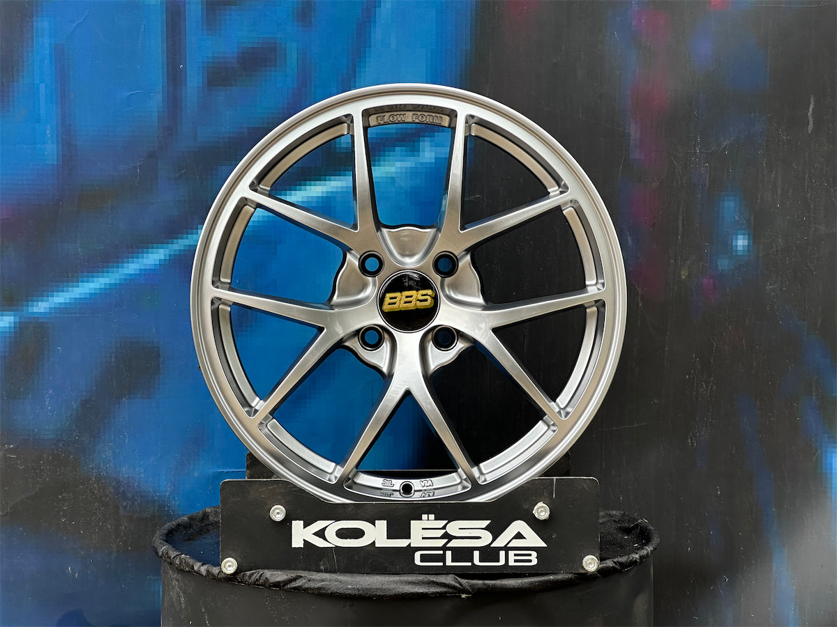 BBS Design RI-D 7,5j-17 4*100 ET40 d73,1 HB