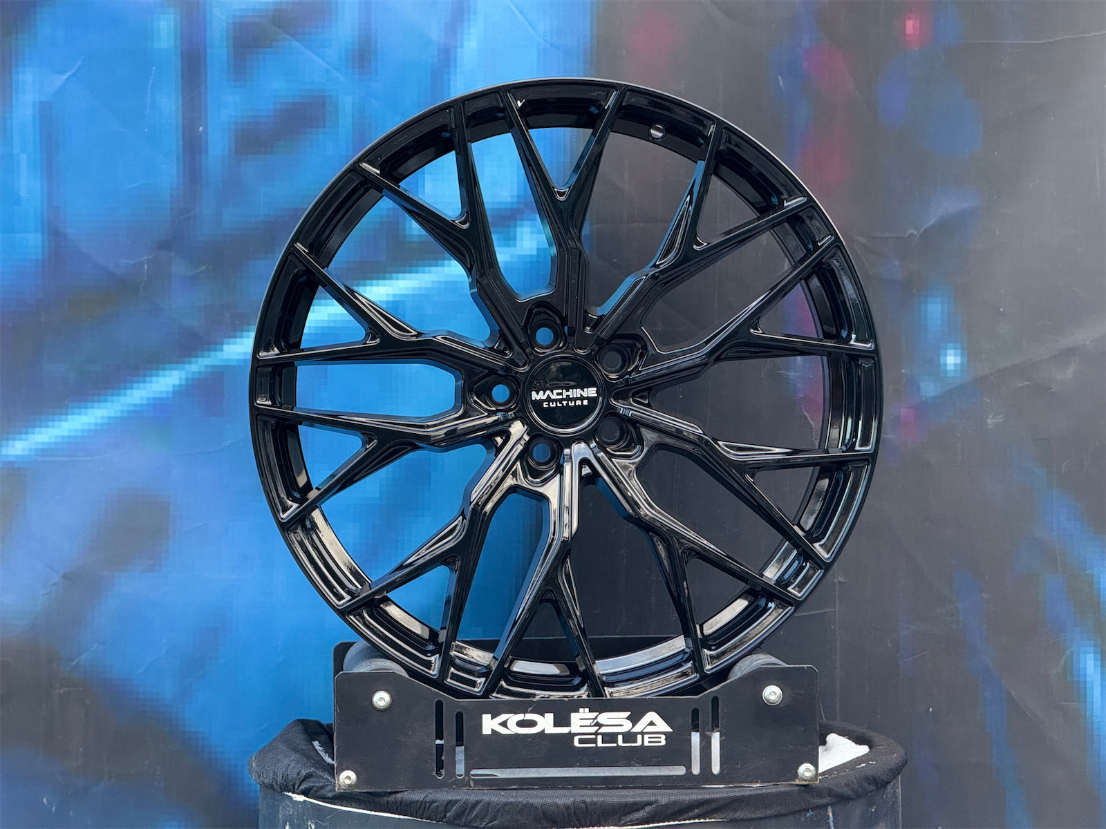 Комплект (4 шт) Z-performance Design ZP7 8,5j-20 5*108 ET35 d73,1 GB